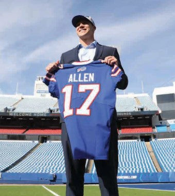 Josh Allen: Built for Buffalo: The Buffalo News: 9781629379913